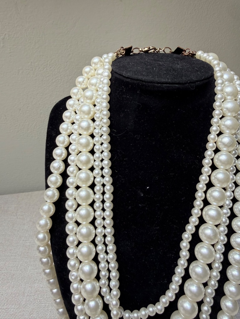 Vintage Multi Strand Faux Pearl Necklace - Picture 2 of 9
